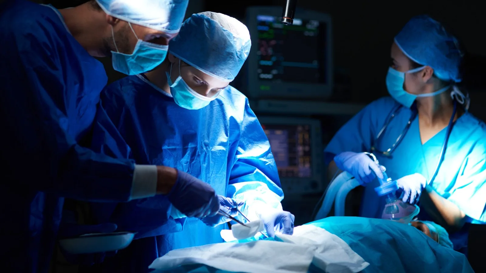 ¿Qué médico trata la hernia umbilical?